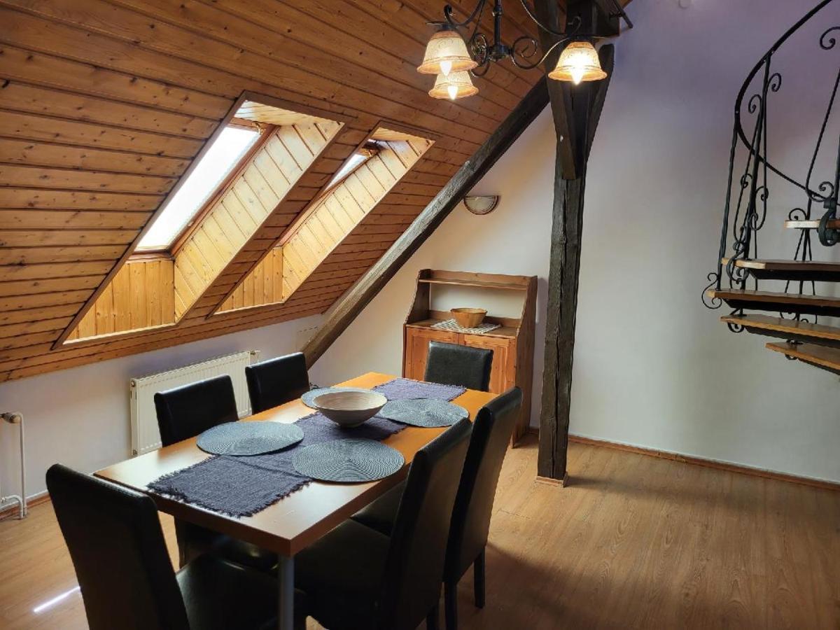 Sunflower Prague Apartments And Suites Екстер'єр фото