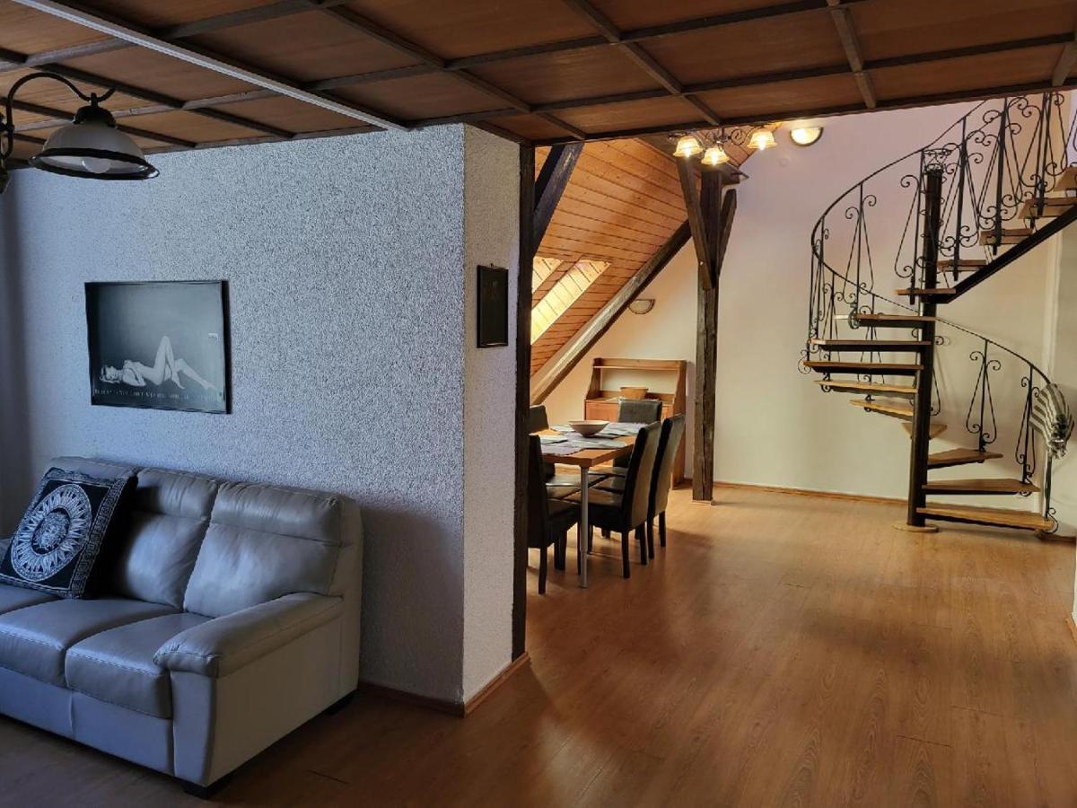 Sunflower Prague Apartments And Suites Екстер'єр фото
